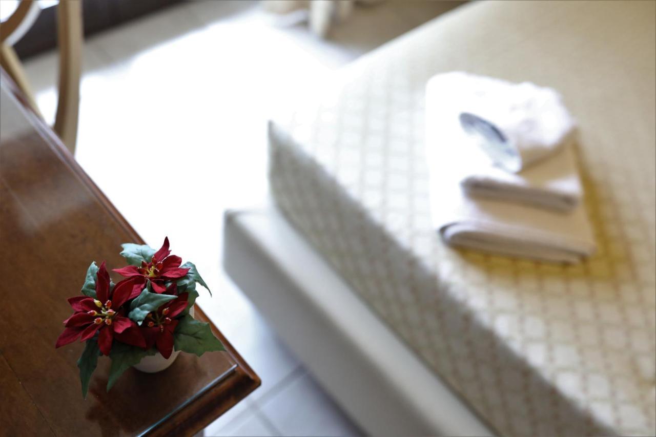 Le Terrazze B&B Formia Bagian luar foto