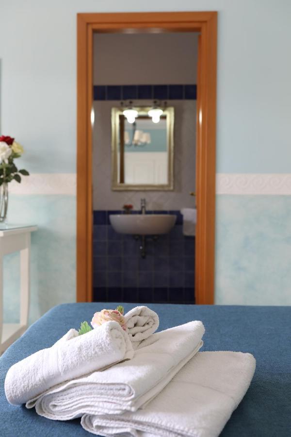 Le Terrazze B&B Formia Bagian luar foto